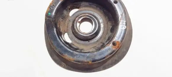 Mercedes-Benz C W203 Coil spring mount a2033211084