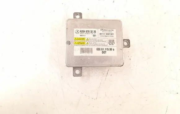 Mercedes-Benz GLK (X204) Xenon control unit/module 2048703226 A2048703226
