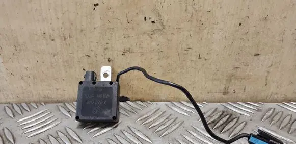 BMW X5 E53 Aerial antenna filter 8380945