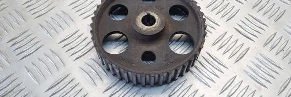 Volkswagen Transporter - Caravelle T4 Fuel pump gear (pulley) 028130111A