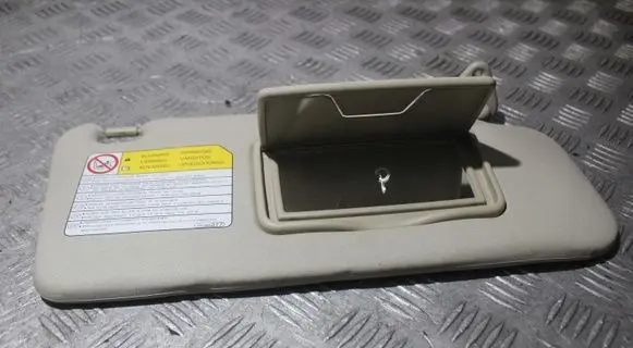 Mitsubishi Outlander Sun visor