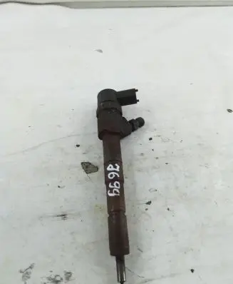 Opel Zafira C Fuel injector 55577668
