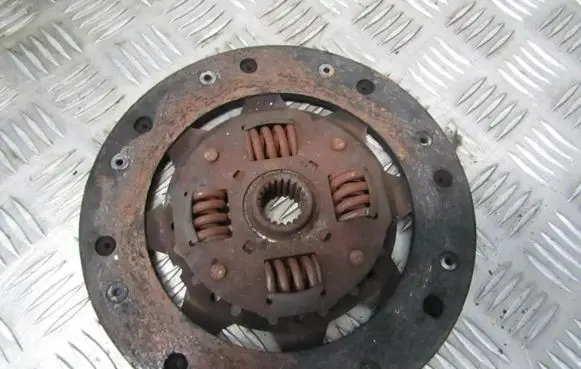 Toyota Avensis T250 Clutch pressure plate 