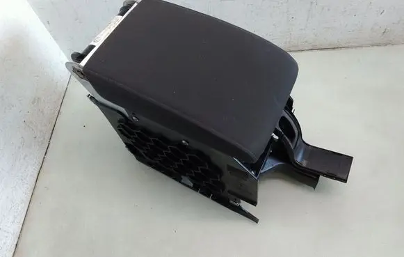 Volkswagen Golf Plus Armrest 5M0864251A