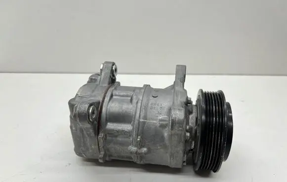 BMW 3 G20 G21 Air conditioning (A/C) compressor (pump) 6994082