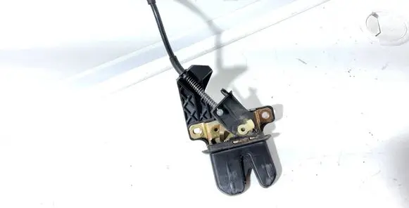 Audi A4 S4 B7 8E 8H Tailgate/trunk/boot lock/catch/latch 8E5827505B