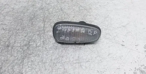 Opel Zafira A Front fender indicator light 90560403 09133062