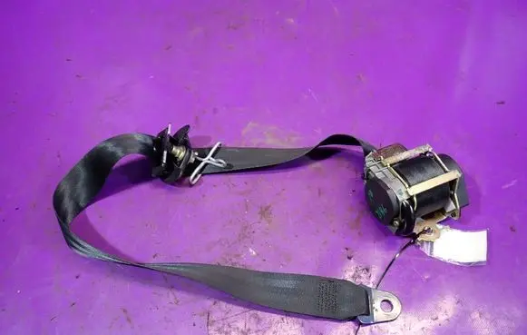 Peugeot 307 Front seatbelt