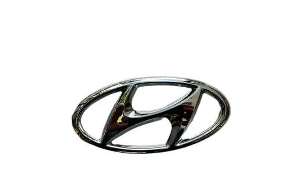 Hyundai i10 Manufacturer badge logo/emblem 86300K7300