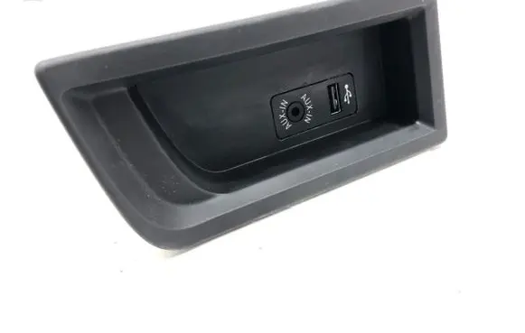 USB socket connector
