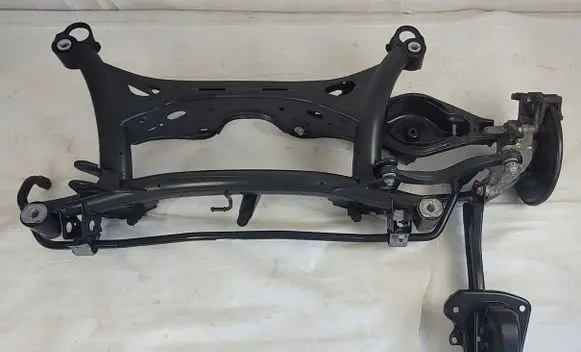 Volvo XC40 Rear subframe 32221958 32221934 32221000