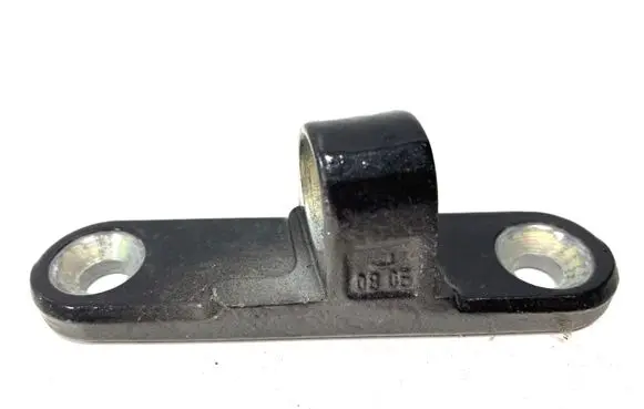 Mercedes-Benz CLS C219 Rear door lower hinge 0805