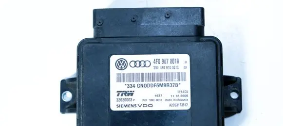 Audi A6 S6 C6 4F Hand brake control module 4F0907801A