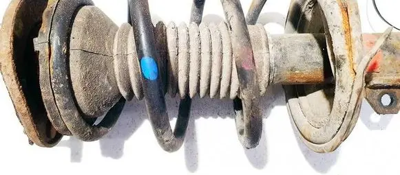 Toyota Avensis T250 Front coil spring 
