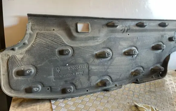 Maserati Ghibli Side bottom protection 670004365