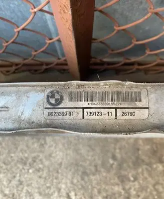 BMW X3 F25 Coolant radiator 8623369 73912311 17117593843