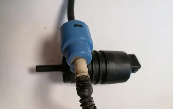 Ford Galaxy Windscreen/windshield washer pump 987062010