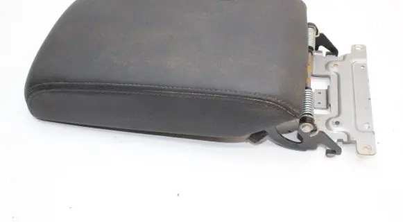 Subaru Outback (BS) Armrest
