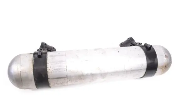 Volkswagen Tiguan Air suspension tank/reservoir 600640800B