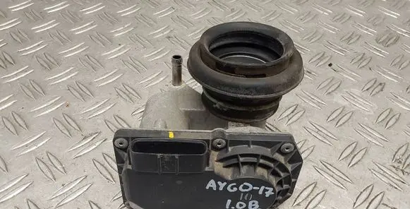 Toyota Aygo AB40 Throttle valve 220300Q030