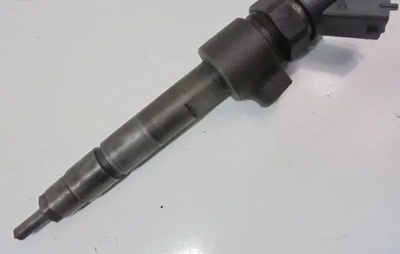 Alfa Romeo 156 Fuel injector 0445110002