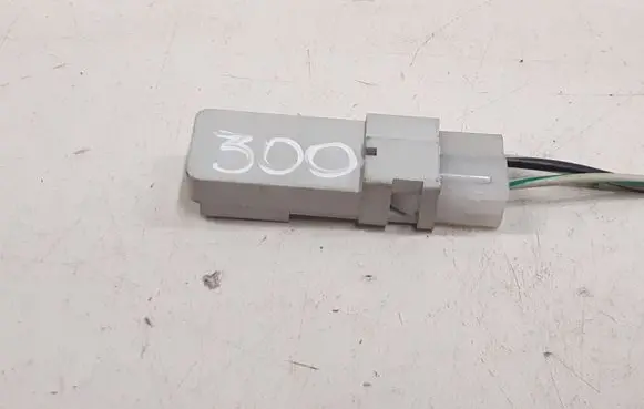 Subaru Legacy Other relay KA75107501 PASS