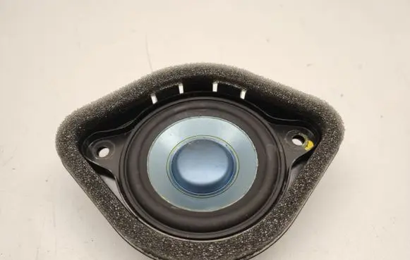 Mercedes-Benz ML W164 Panel speaker A1648201502
