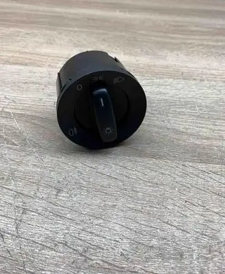 Volkswagen PASSAT B6 Light switch 1K0941431P