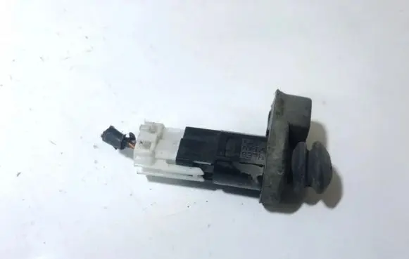 Nissan Altima Front door sensor 