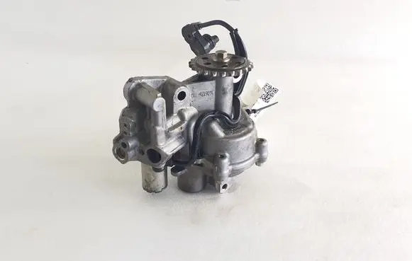 Jaguar F-Pace Oil pump FX236600 BA3107140193