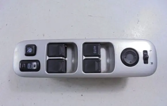 Suzuki Liana Electric window control switch 59J10