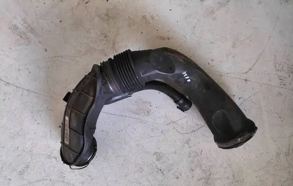 BMW 5 F10 F11 Intercooler hose/pipe 8514090