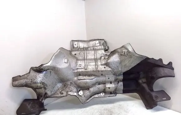Mercedes-Benz GLA W156 X156 Heat shield in engine bay A2465201323