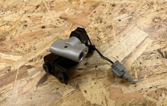 Nissan Leaf II (ZE1) Air conditioning (A/C) expansion valve 4433101350