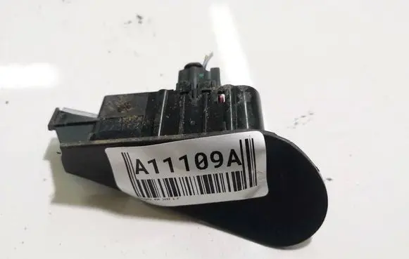 Peugeot 406 Hazard light switch 963040347a