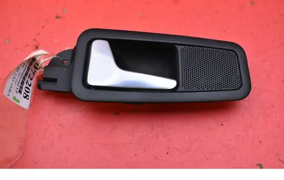 Audi A8 S8 D2 4D Front door interior handle 4D0839019C