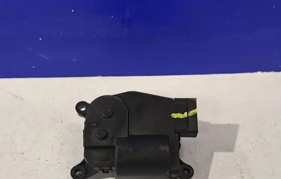 Polestar 2 A/C air flow flap actuator/motor 32226714