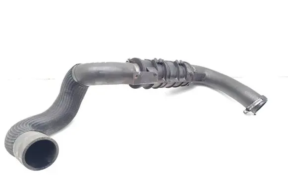 Intercooler hose/pipe