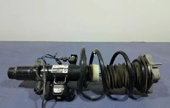 BMW 3 G20 G21 Front shock absorber/damper 6895062