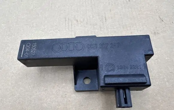 Audi A8 S8 D4 4H Keyless (KESSY) go control unit/module 8K0907247 325422