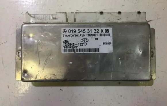 Mercedes-Benz SLK R170 ABS control unit/module 0195453132 FD99M01