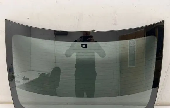 Lexus ES 300h (7th Gen) Rear windscreen/windshield window 