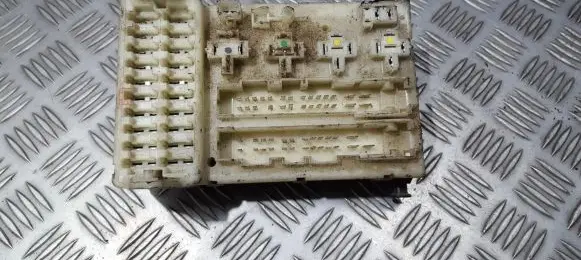 Ford Mondeo MK I Fuse box set 93bg14a073ef 93bg-14a073-ef