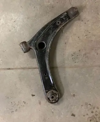 Mitsubishi Outlander Front lower control arm/wishbone