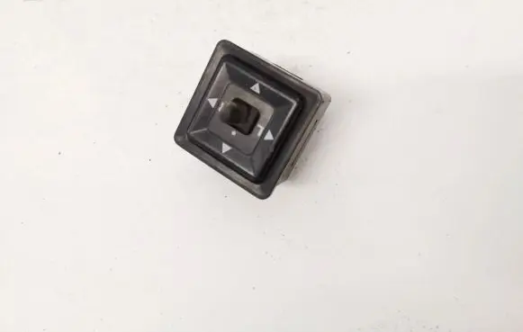 Mitsubishi Pajero Wing mirror switch 2775