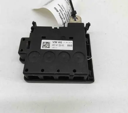 Audi Q7 4M Current control relay 4M0941824AN