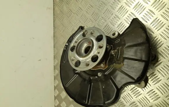 Mercedes-Benz S W222 Rear wheel hub A2220306