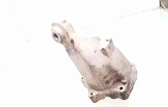 Mercedes-Benz C W204 Engine mounting bracket A6512233404