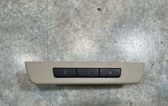 BMW 7 F01 F02 F03 F04 Seat memory switch 9215781 9163141 28227048