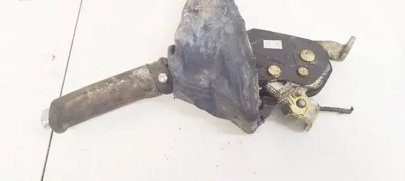 Handbrake/parking brake lever assembly